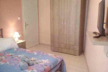 Beautiful Apartment In The Heart Of The City Corfu  Екстер'єр фото